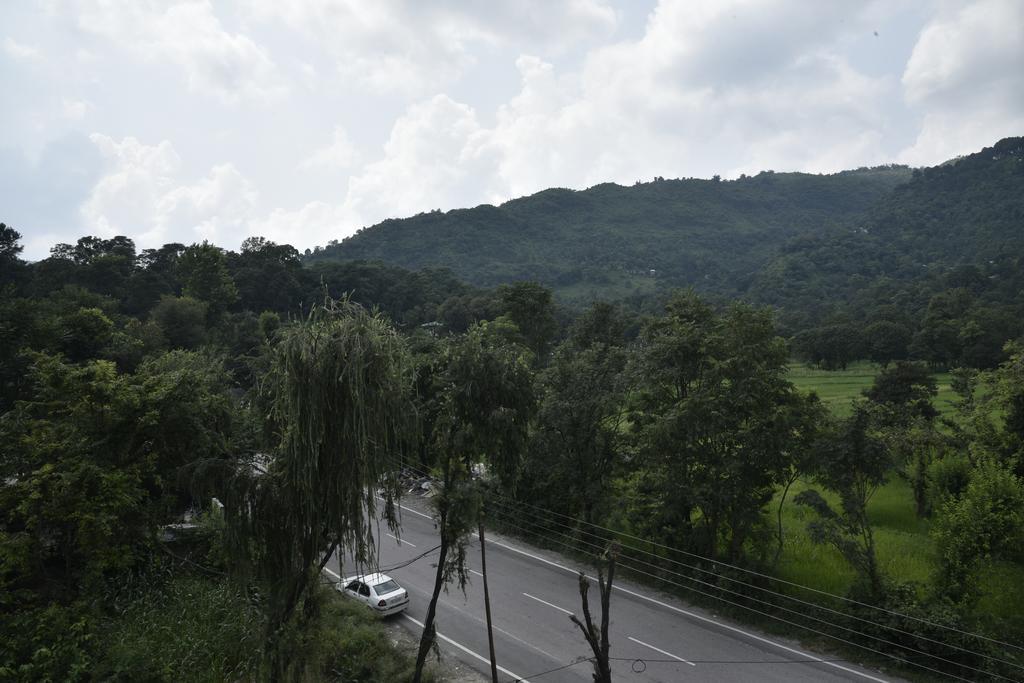 Hill Paradise 호텔 Nagchala 외부 사진